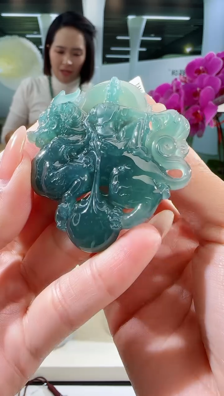 【闪购商品】翡翠吊坠(不含链)未镶嵌观音多样性发一