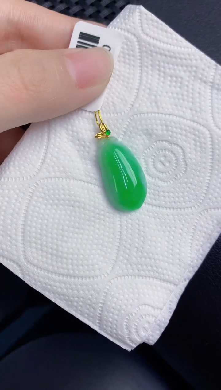 颈饰18K金镶嵌翡翠天然翡翠缅甸A货