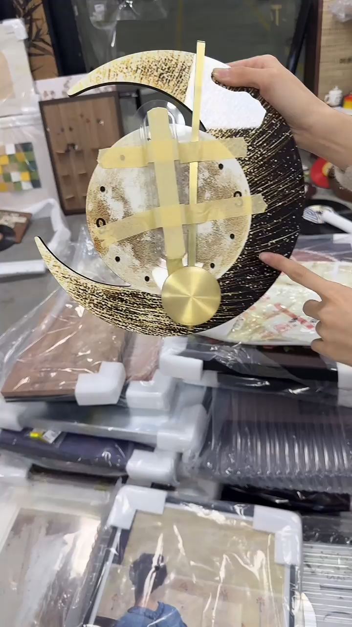 仓库清仓画   默认瑕疵  有灯