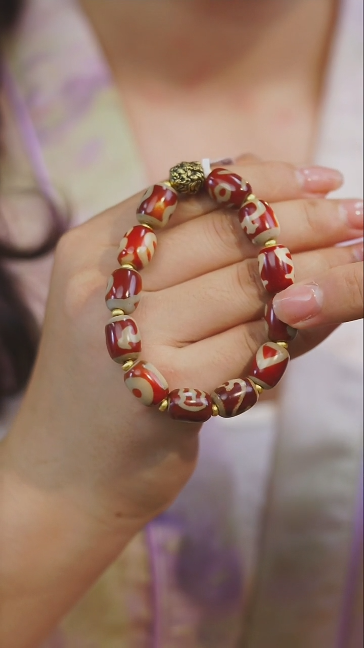 【闪购商品】玛瑙/玉髓手串未镶嵌多样性发其一