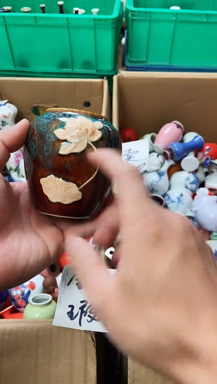 摆件12.21下午瑕疵陶瓷摆件