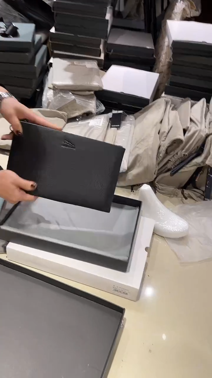 头层牛皮680品牌男包清货中（不要卡单，理性消费）