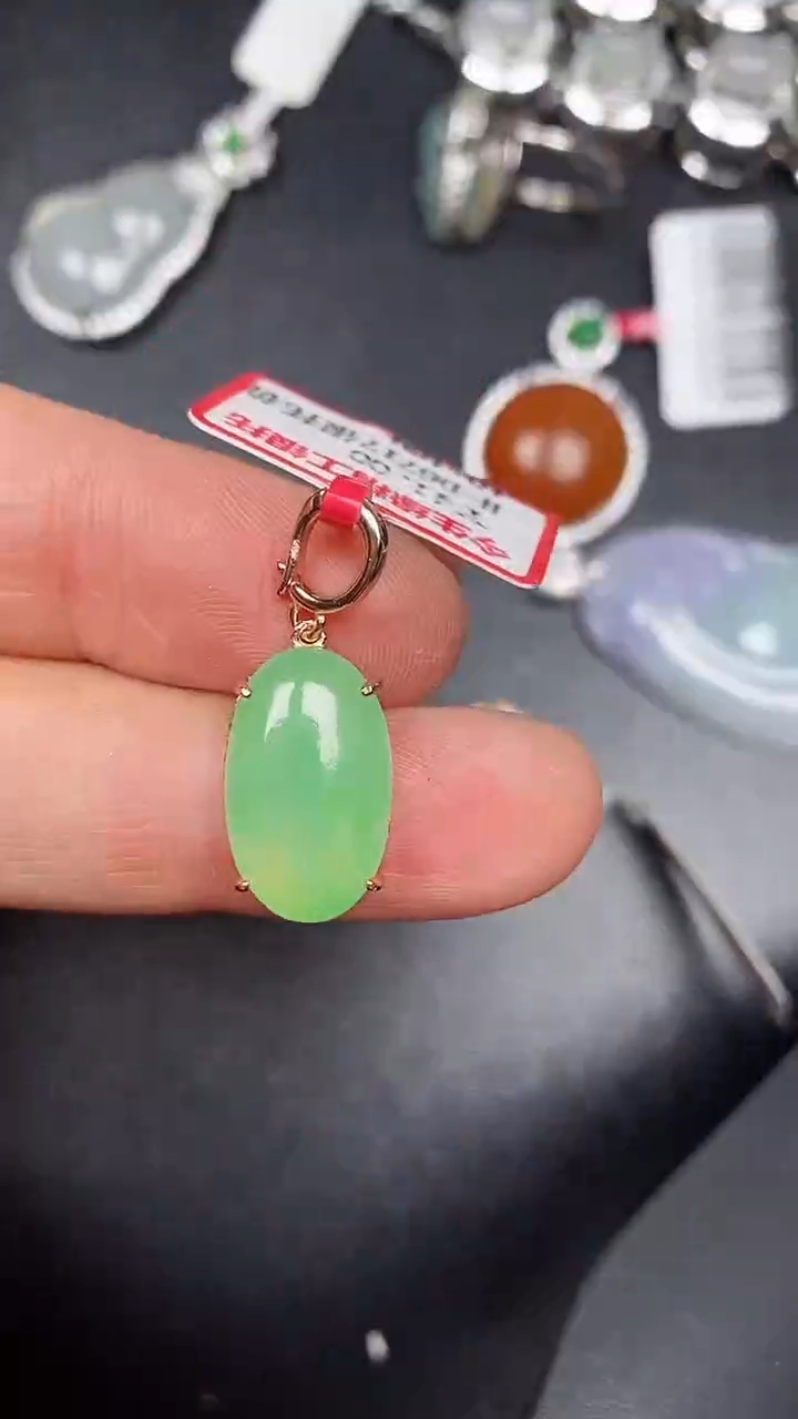 银S925镶嵌戒指翡翠1500