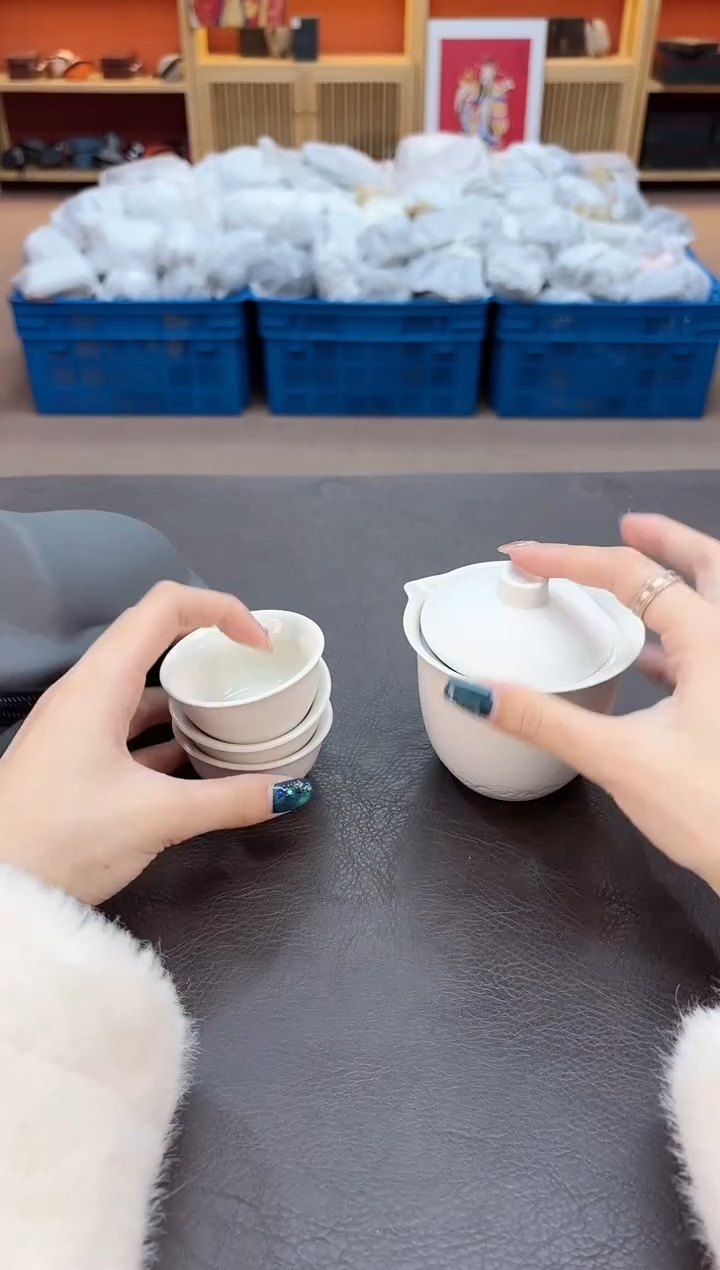 【闪购商品】摆件瓷SC1111111111111