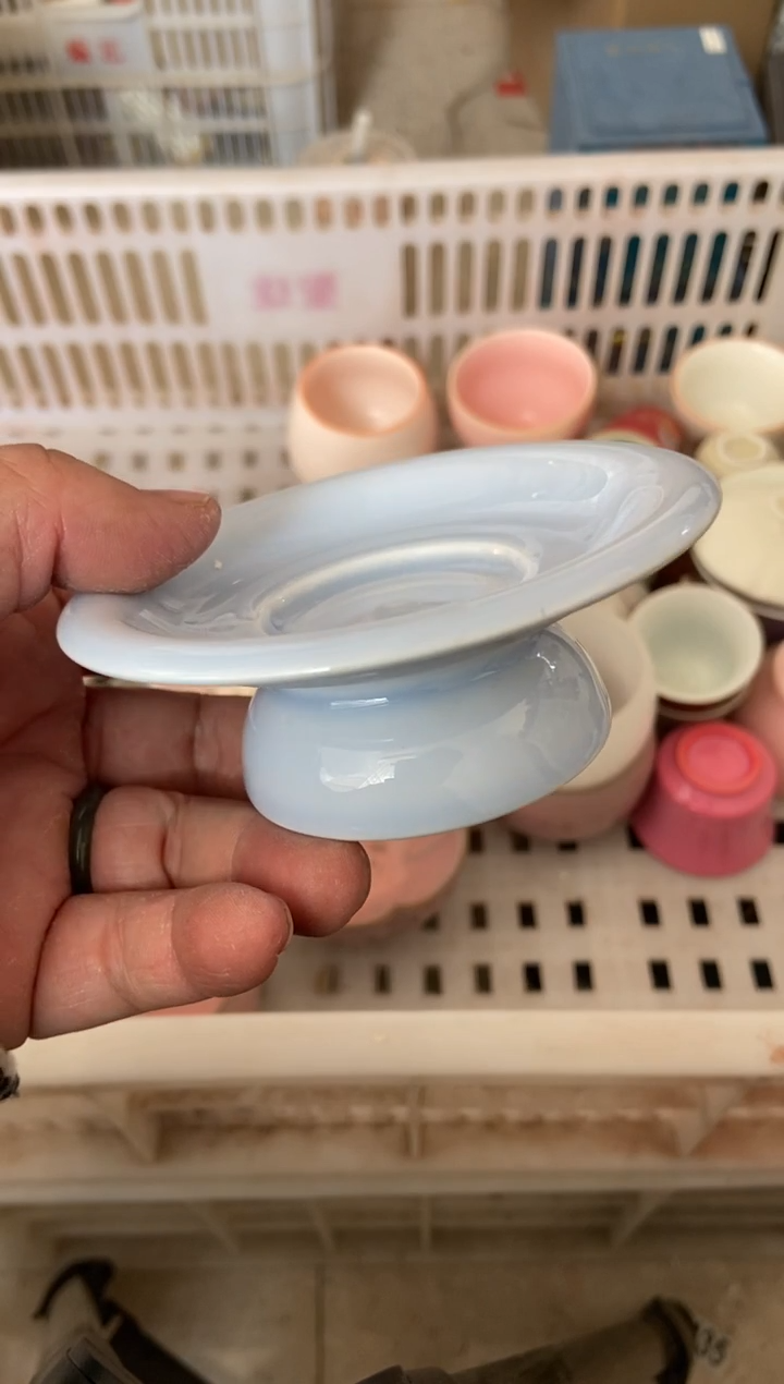 杯无运费险有瑕疵的摄影的产品有使用过的痕迹有点脏介意勿拍