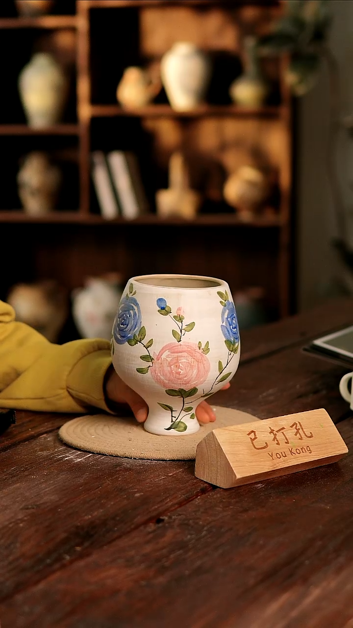 摆件22-117高18口10误差2已打孔