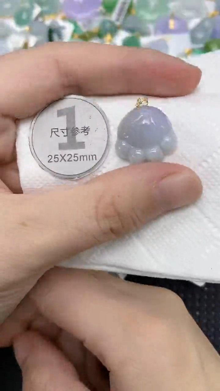 颈饰18K金镶嵌翡翠1111111111