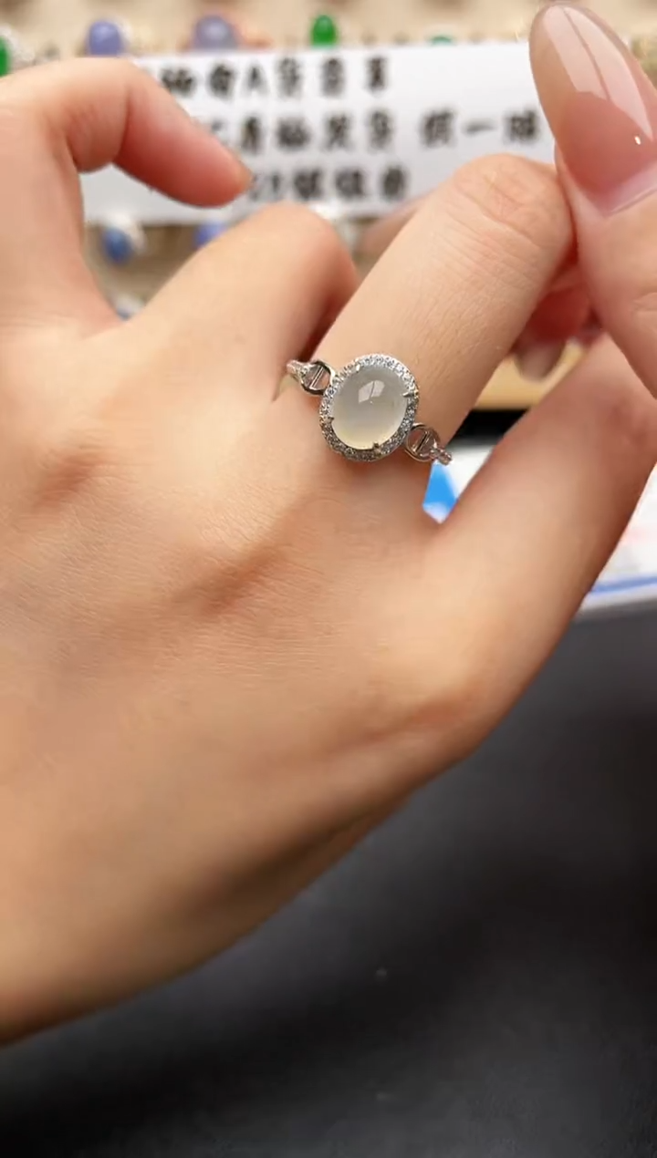 银S925镶嵌戒指翡翠一物一证一礼盒