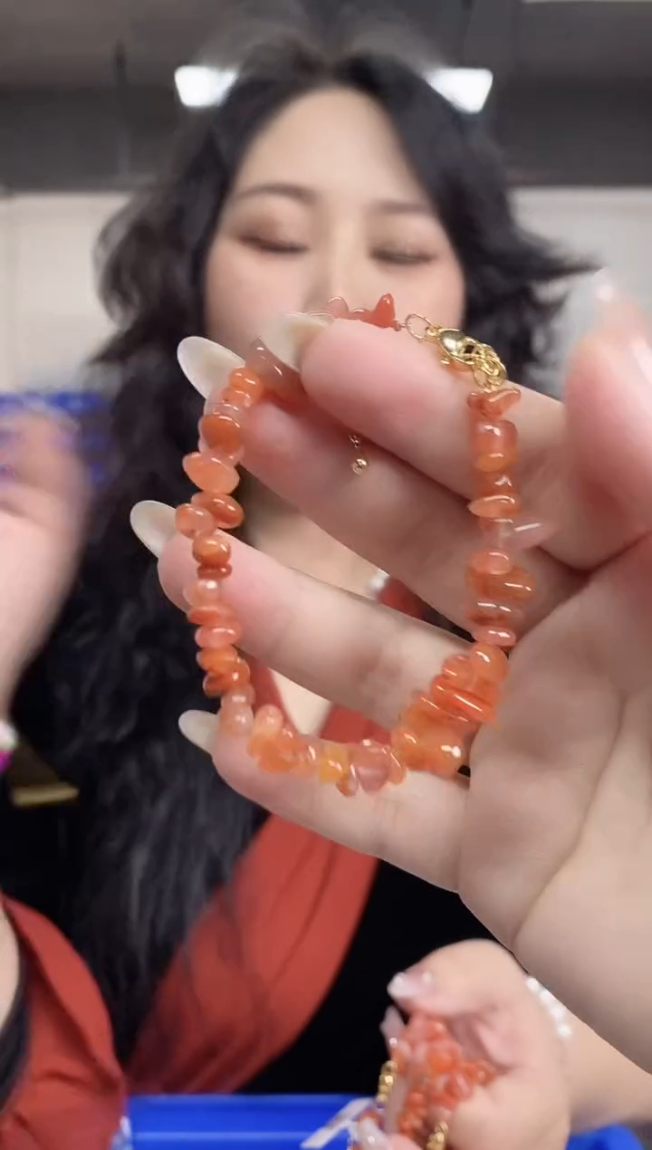 【闪购商品】南红玛瑙手串未镶嵌多样性发其一颜色微差