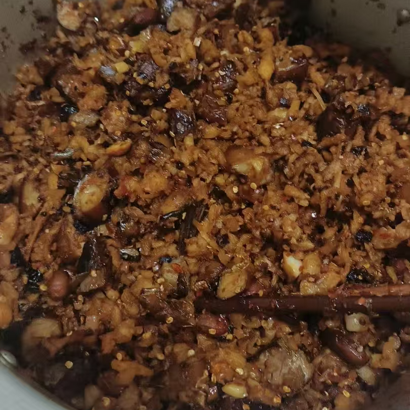 江西上饶沙溪农家纯手工制作酒糟鱼香辣可口，开胃下饭菜