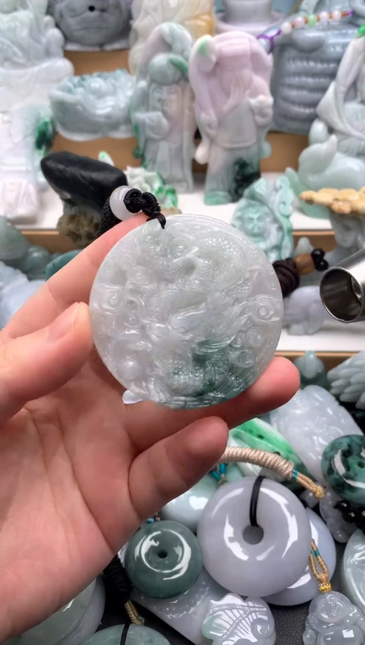 吊坠(不含链)未镶嵌翡翠1