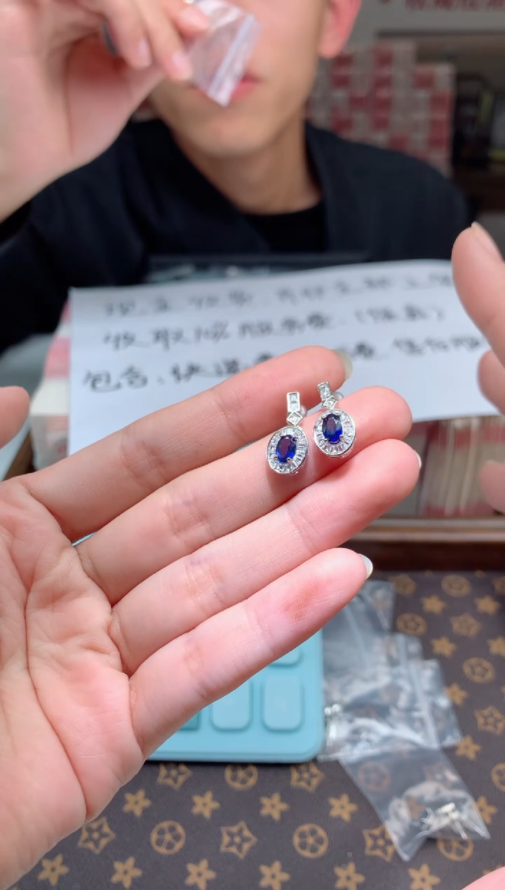 【闪购商品】翡翠颈饰合金天然A货翡翠-多样性发货