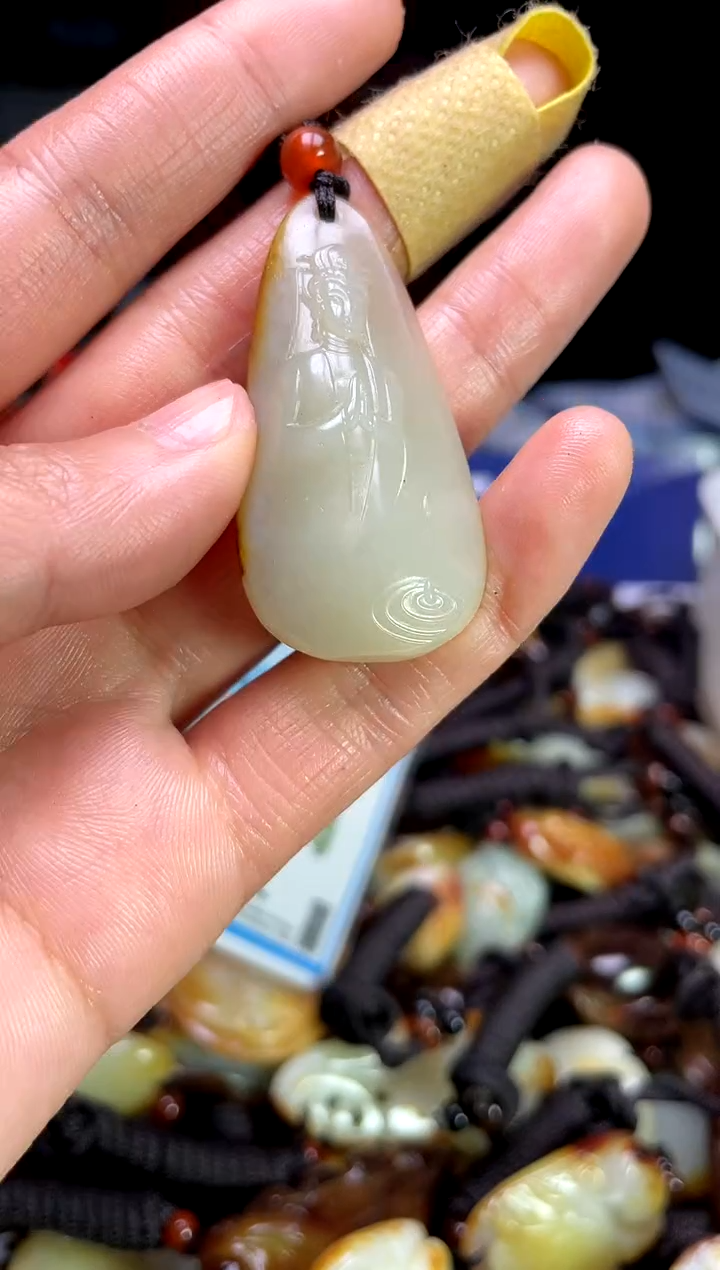 【闪购商品】和田玉颈饰未镶嵌1