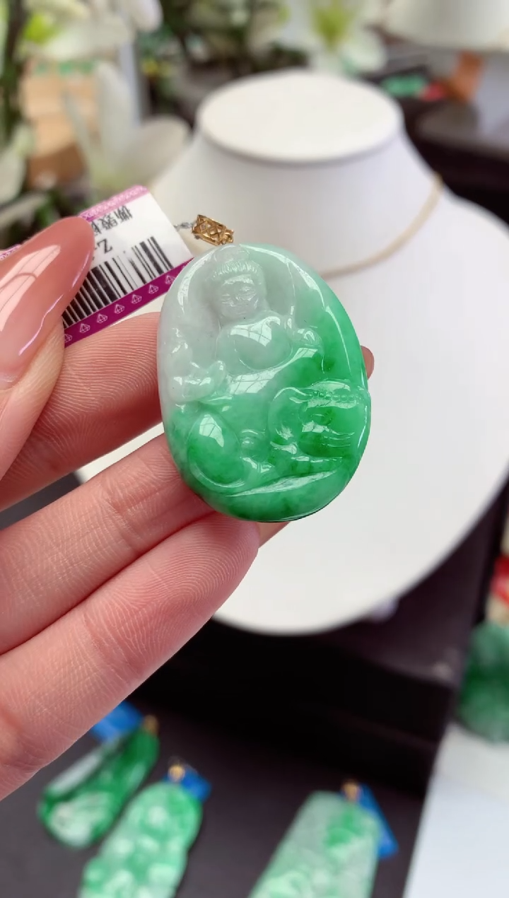 【闪购商品】翡翠吊坠(不含链)18K金镶嵌挂件