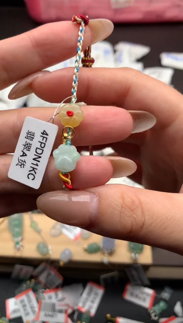 【闪购商品】翡翠手绳未镶嵌一