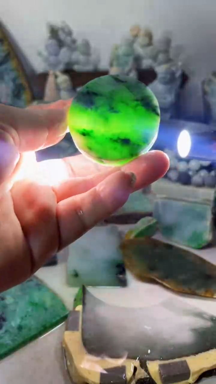 【闪购商品】翡翠吊坠(不含链)未镶嵌A203