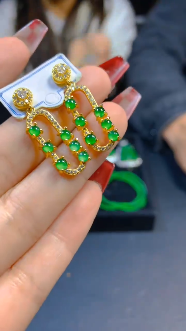 【闪购商品】翡翠耳饰未镶嵌0682698971多样性发一