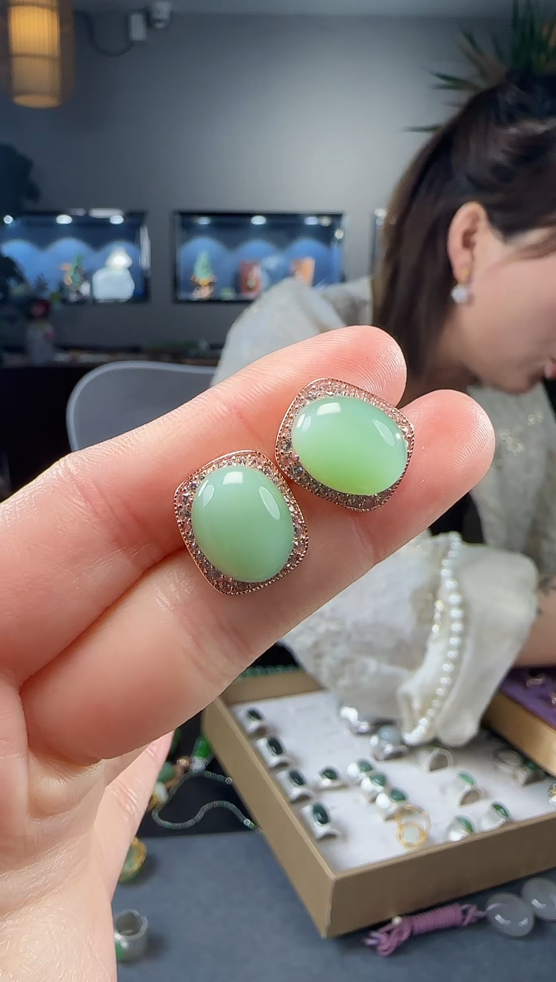 【闪购商品】和田玉耳钉银S925镶嵌1