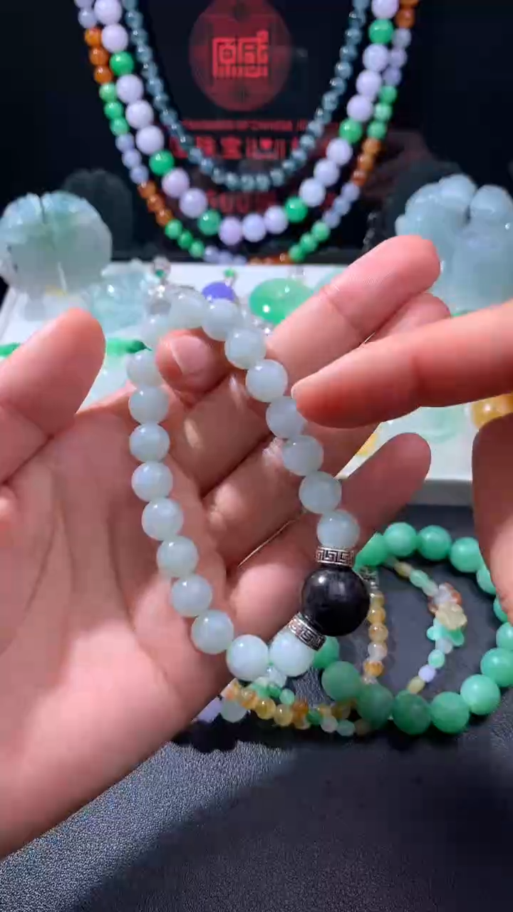 颈饰未镶嵌翡翠雨**k      