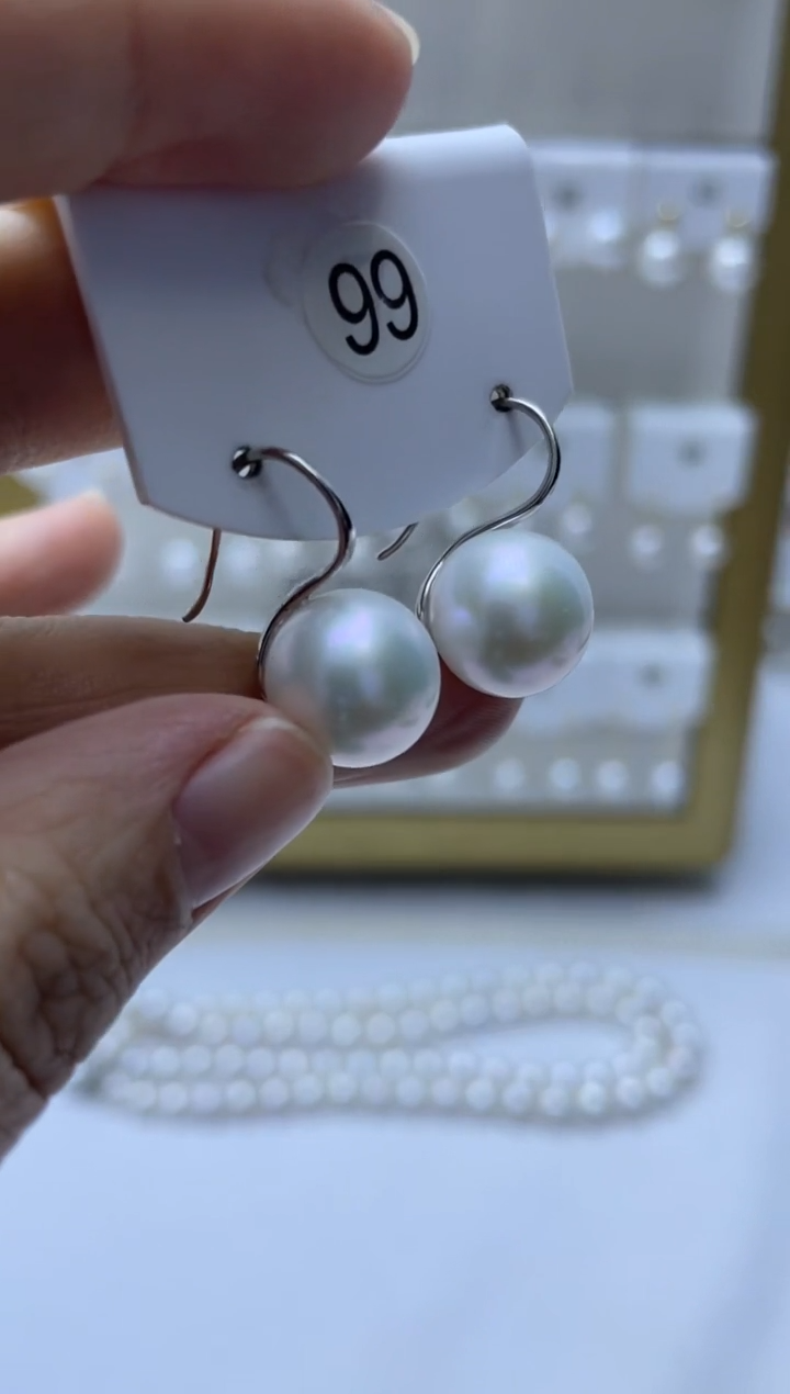 银S925镶嵌耳饰淡水珍珠99