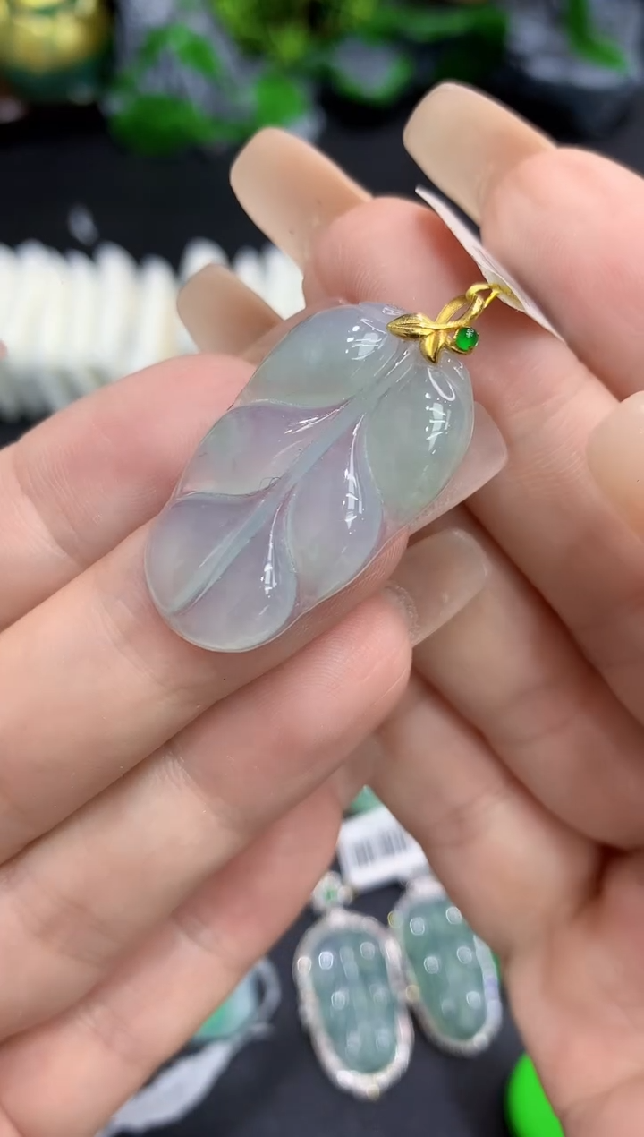 翡翠18K金镶嵌吊坠(不含链)1111