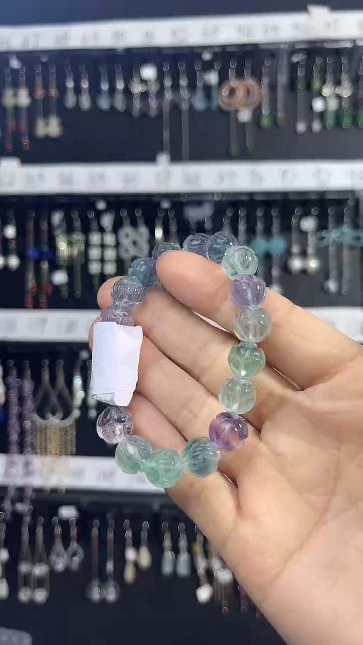 未镶嵌翡翠耳饰洛*洛洛