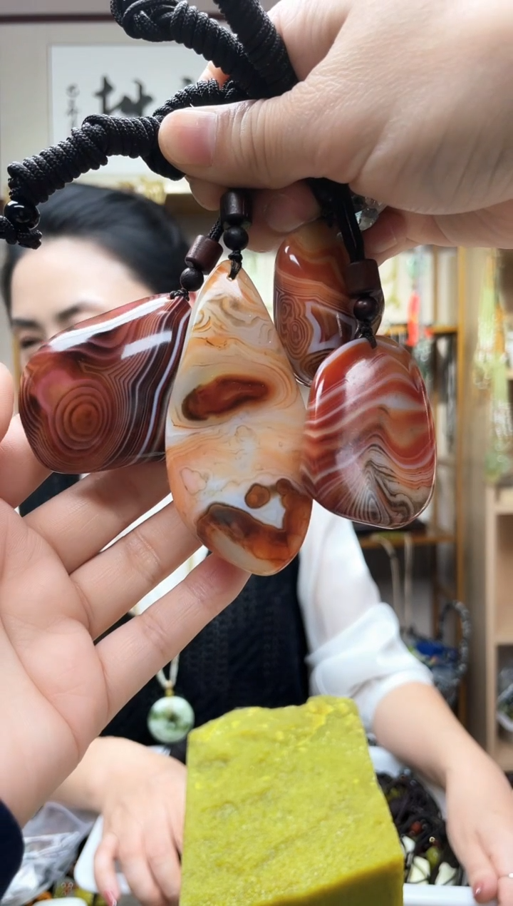 合金吊坠玛瑙/玉髓多样性发货拍一发一