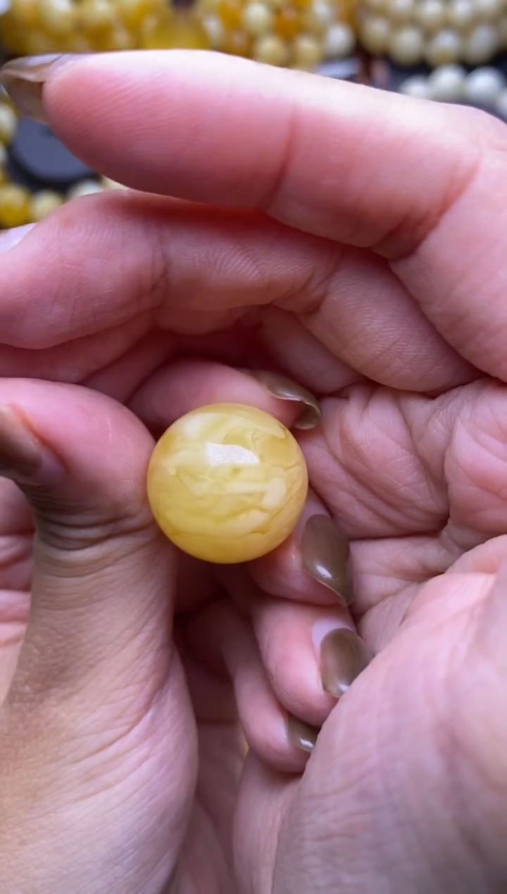 【闪购商品】琥珀裸石未镶嵌大小姐珠宝严选68