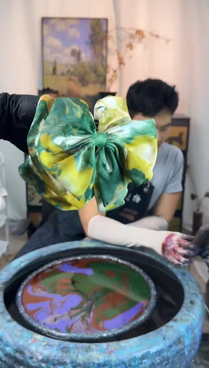 329三层蝴蝶抓夹