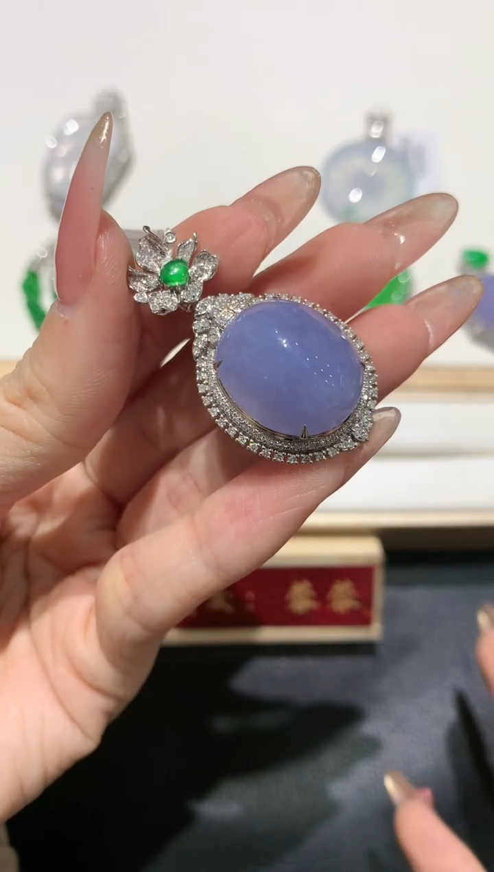 【闪购商品】翡翠吊坠(不含链)18K金镶嵌团购4