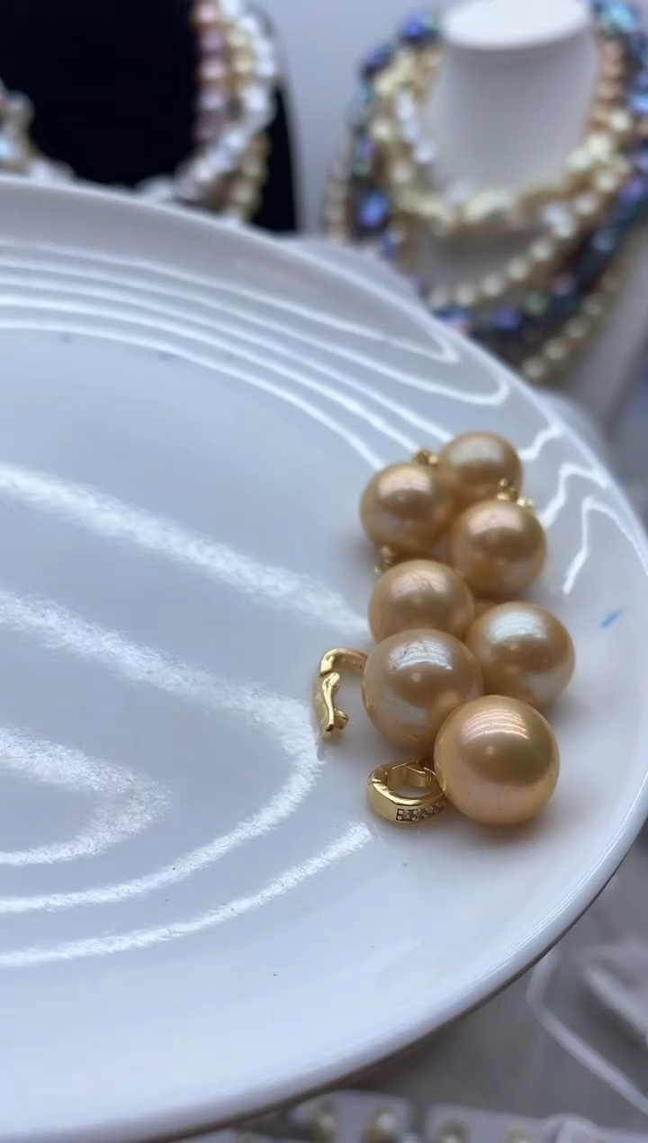 【闪购商品】淡水珍珠颈饰钛钢56