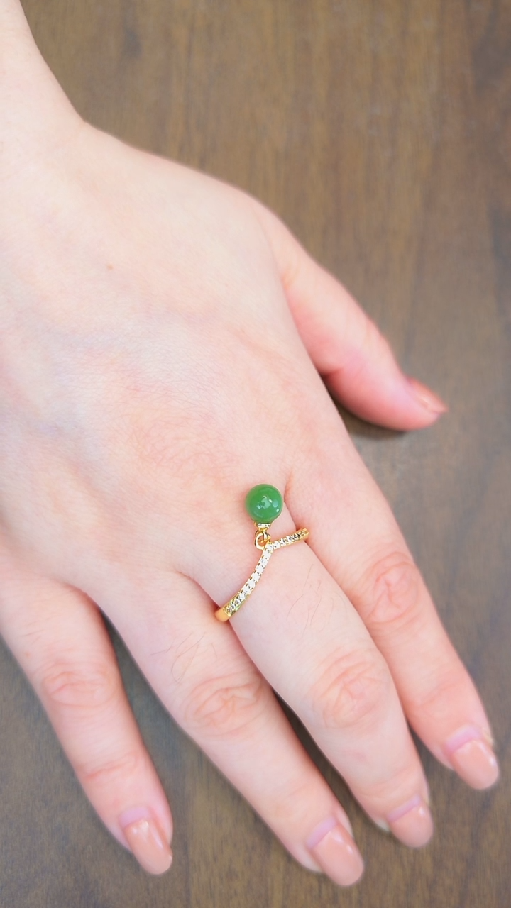 未镶嵌戒指和田玉皇冠戒指