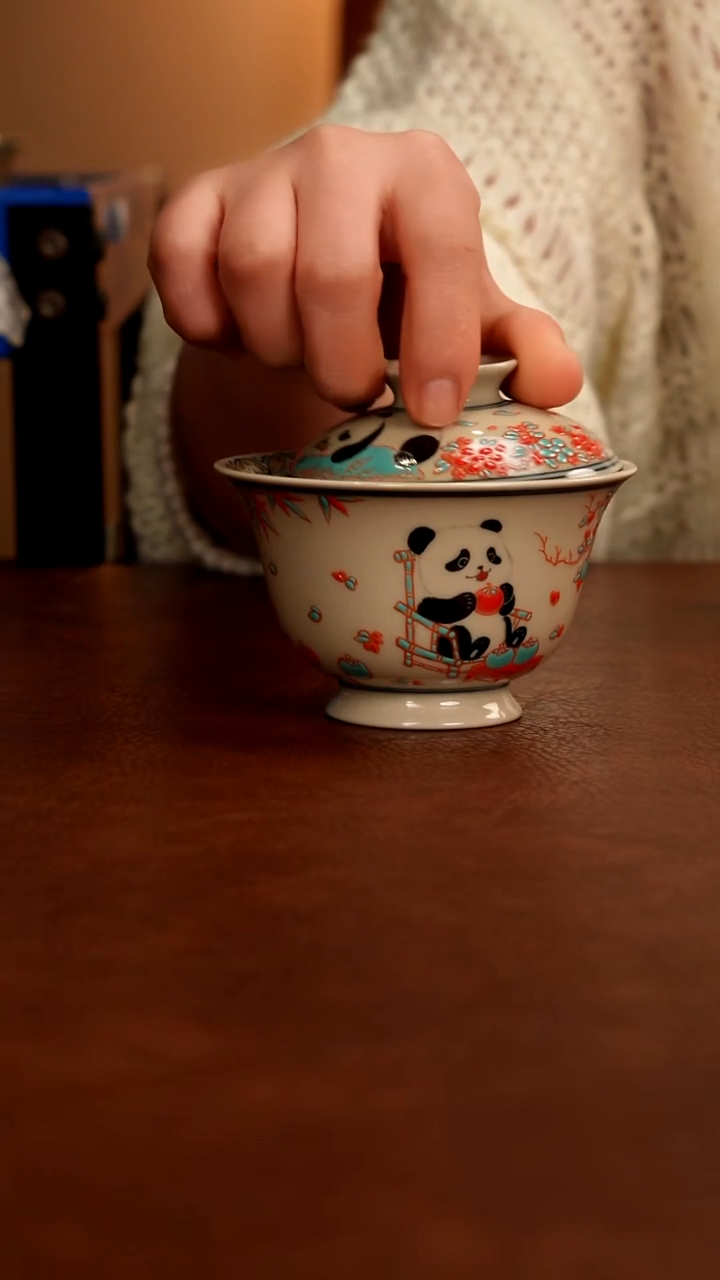 摆件陶景德镇瓷器，明成化青花瓷手绘茶具~