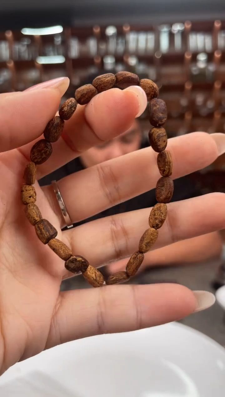 【闪购商品】沉香手串51号惠安红土多样性发一条