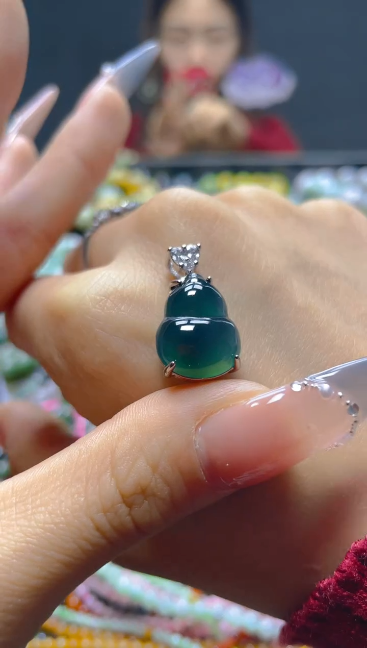 颈饰未镶嵌翡翠/K/翡翠A货，一件也是批发价