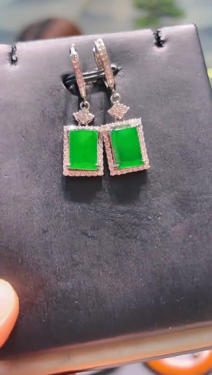 【闪购商品】翡翠耳饰银S925镶嵌A12天然A货翡翠