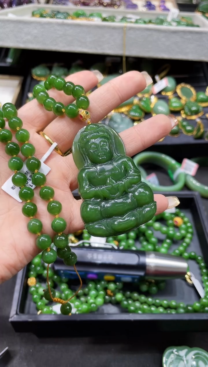 【闪购商品】和田玉套链18K金镶嵌多样性发一 