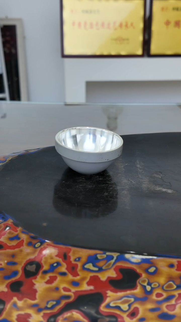 何赋森甄选——陶瓷银杯