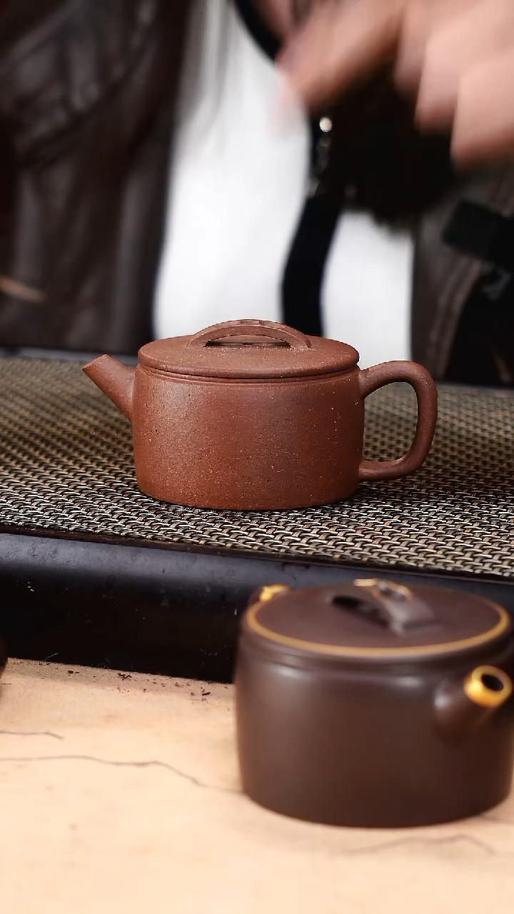 茶壶紫砂底槽清精工平底小汉瓦130cc