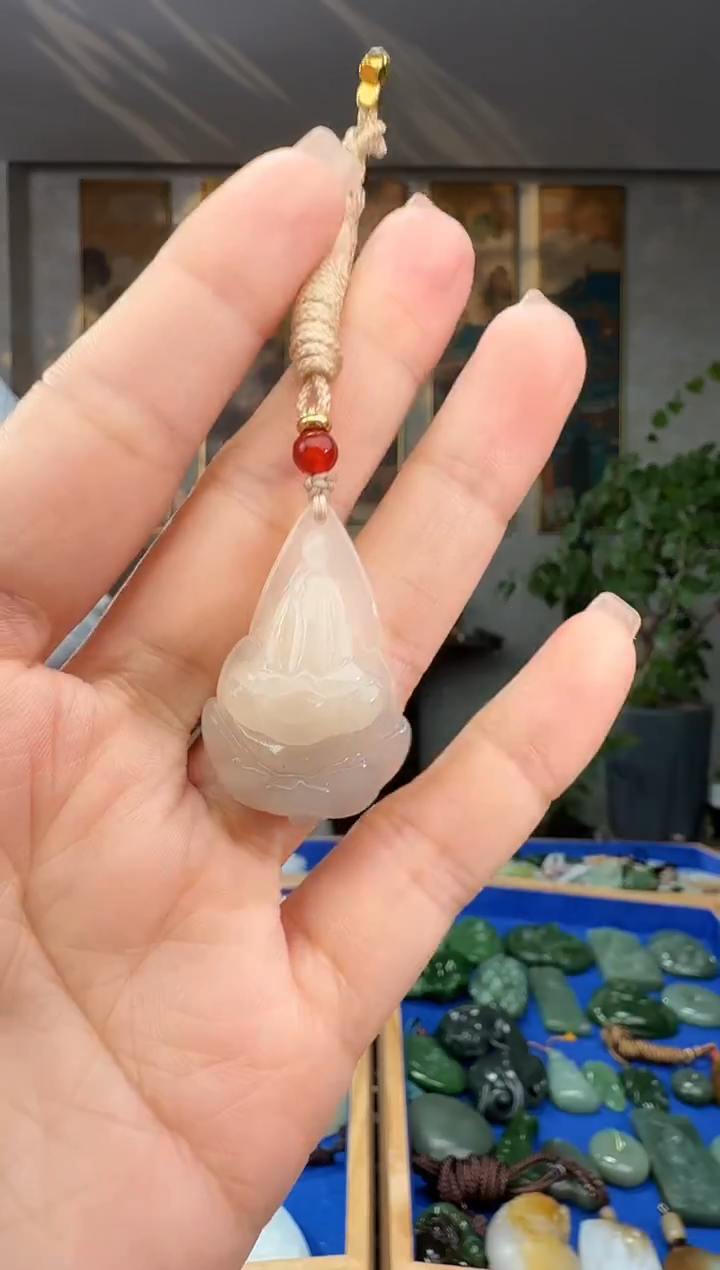 颈饰未镶嵌和田玉拍一发一