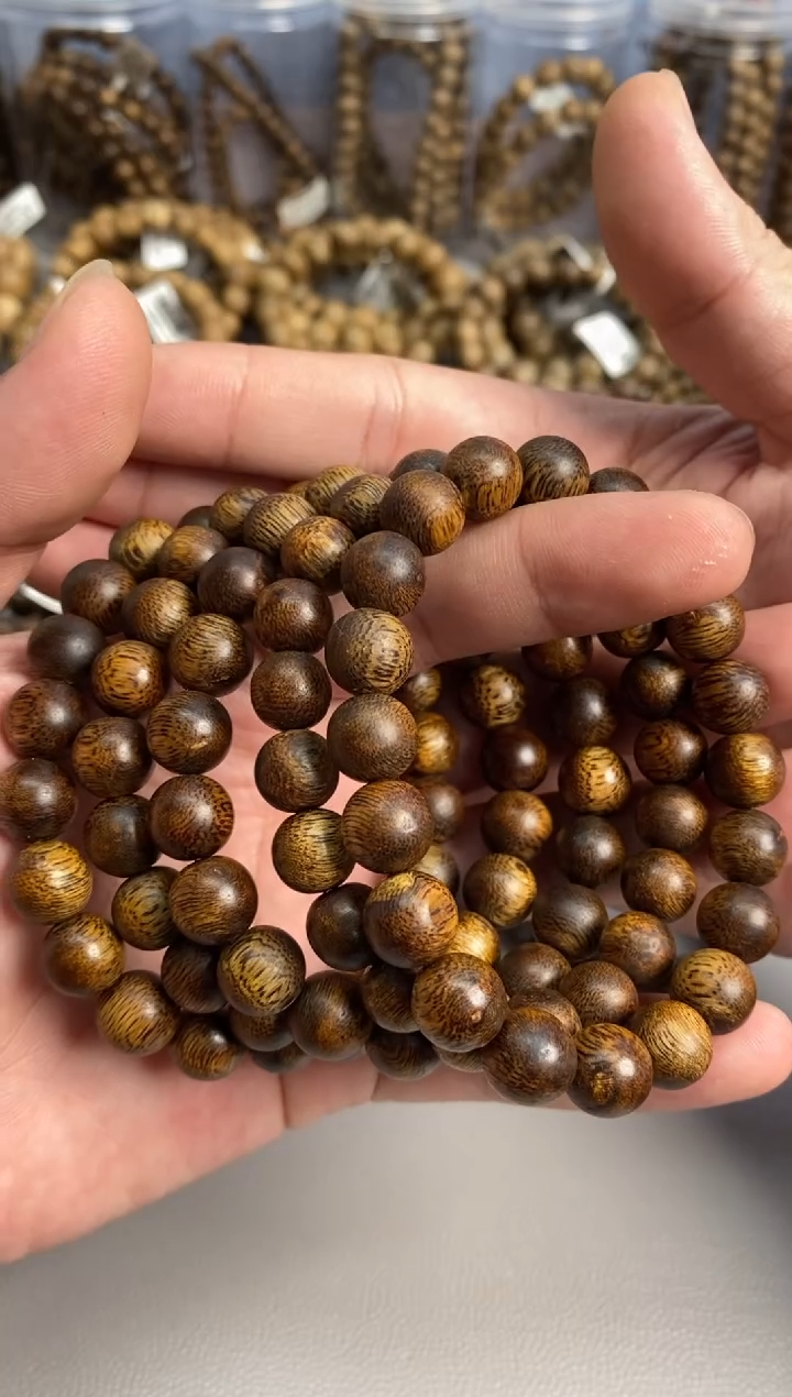 沉香手串海南莺歌绿圆珠单圈虫漏1.0+多样性发其一