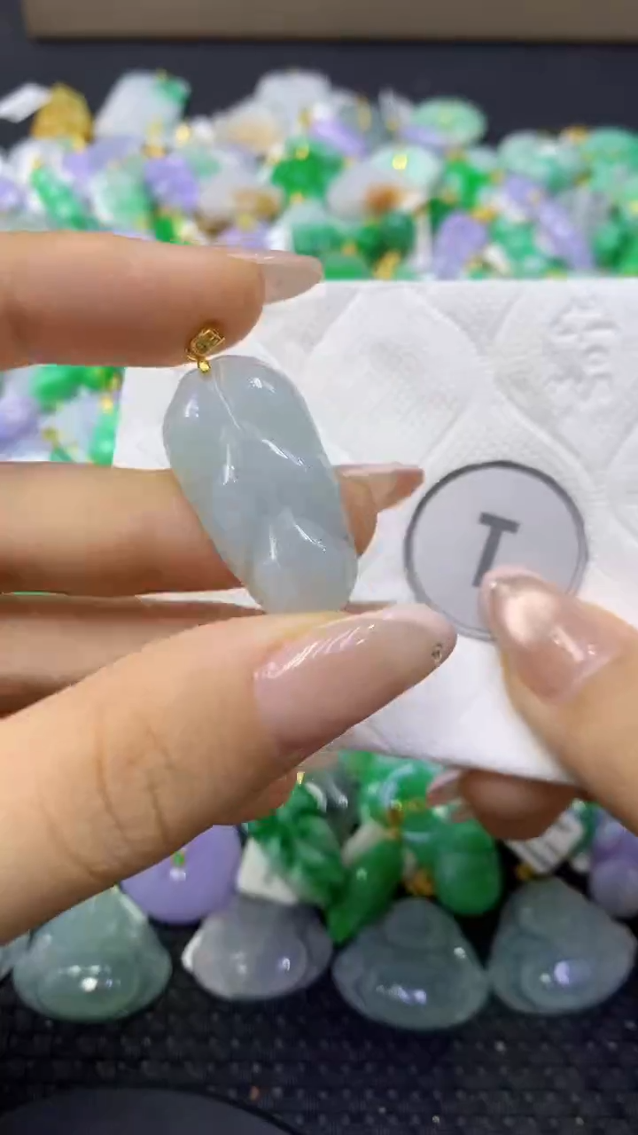 颈饰未镶嵌翡翠天然缅甸翡翠A货