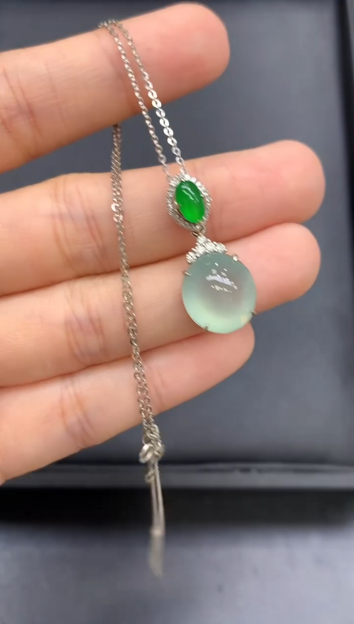 颈饰18K金镶嵌翡翠488-中国好珍宝