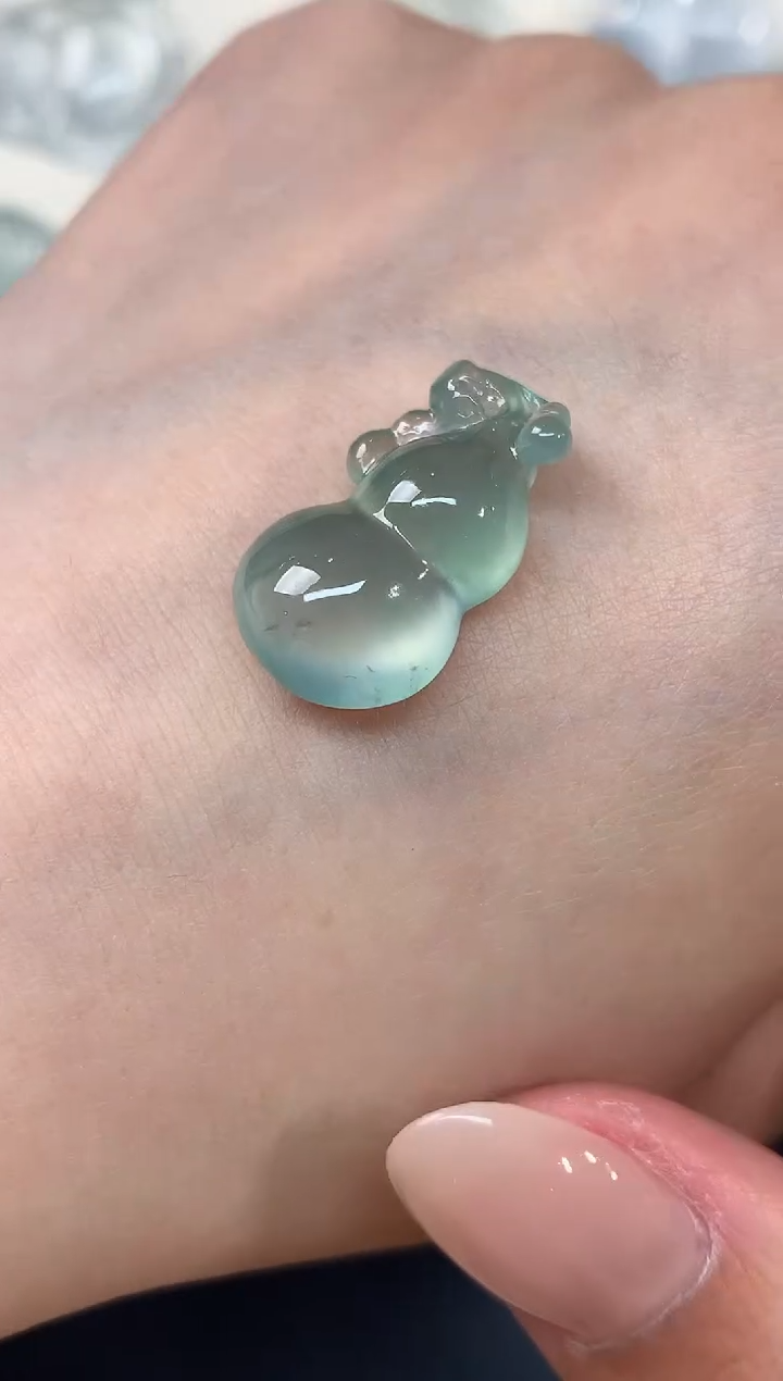 【闪购商品】翡翠吊坠(不含链)未镶嵌A25|18800