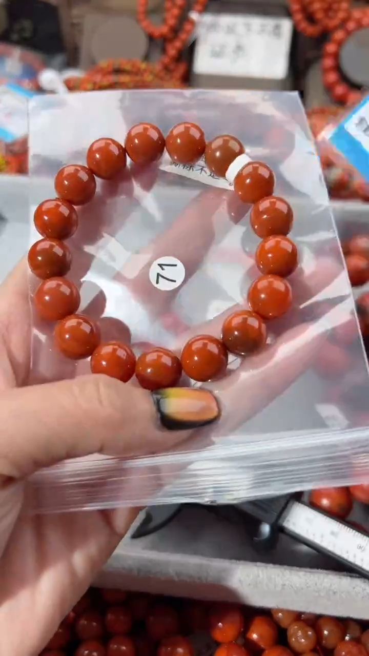 【闪购商品】南红玛瑙手串未镶嵌12+