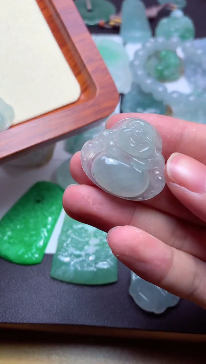 【闪购商品】翡翠颈饰未镶嵌多样性发货 发其一 天然翡翠