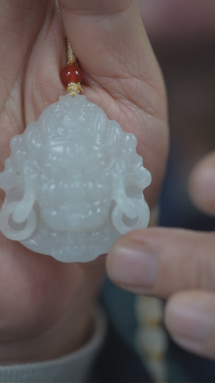 颈饰未镶嵌和田玉黄财神