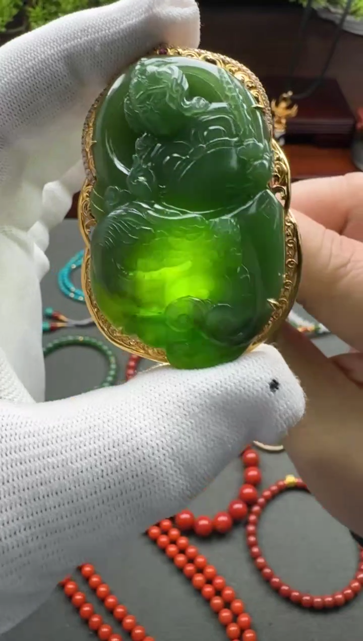 【闪购商品】和田玉（碧玉）配饰配饰18K金镶嵌配饰配饰