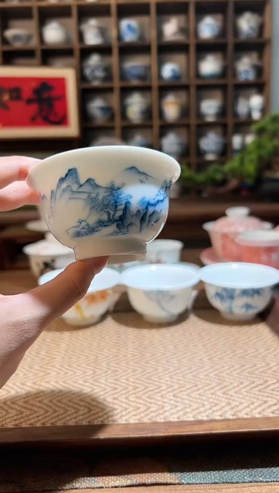 【闪购商品】（100cc）山水压手主人杯