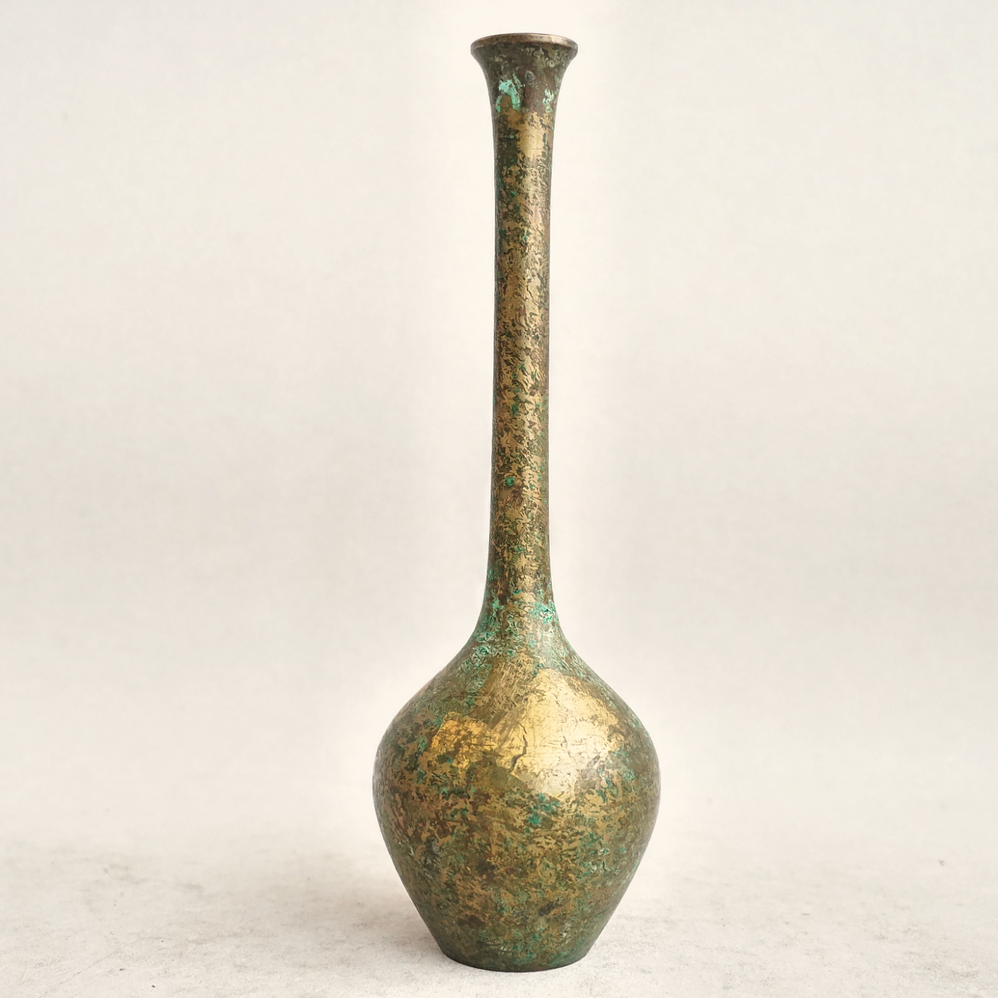 文华开物第215期拍品 1 清代 铜鎏金长颈瓶